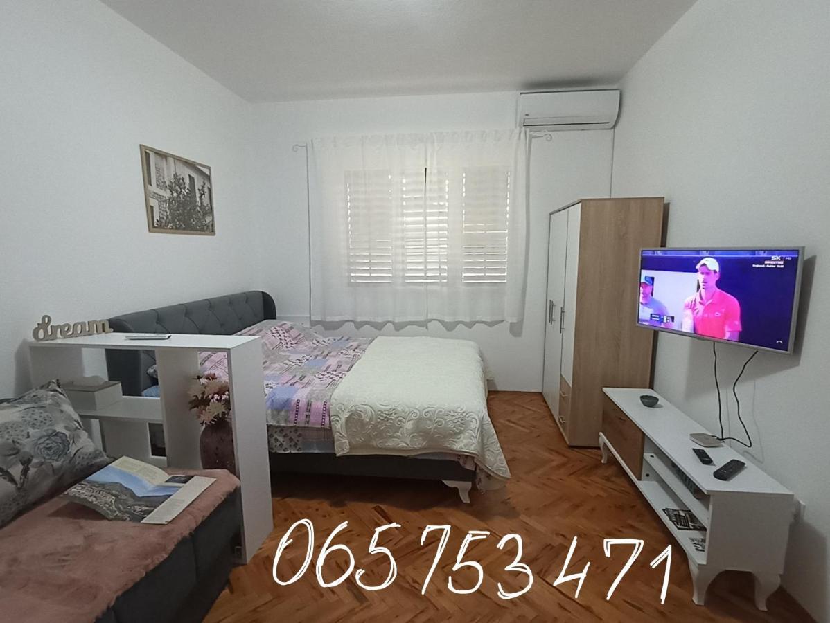 Apartman "Citrus" Trebinje Buitenkant foto