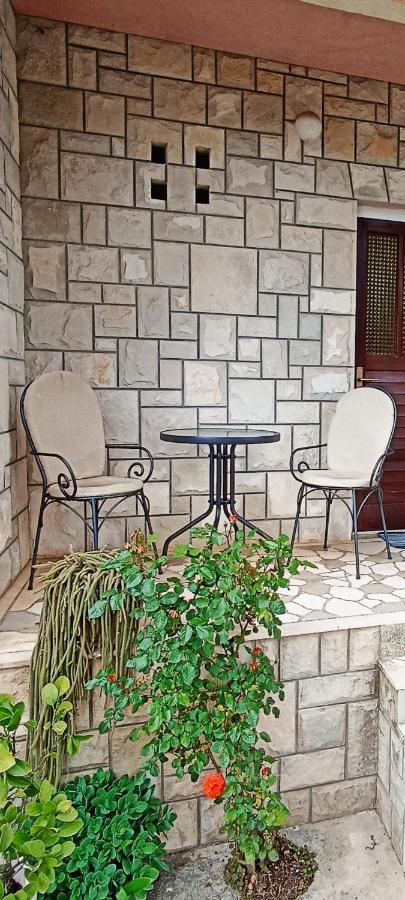 Apartman "Citrus" Trebinje Buitenkant foto